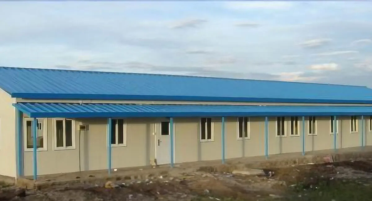 row of prefab houses, single floor units, made by Indigo Prefab House