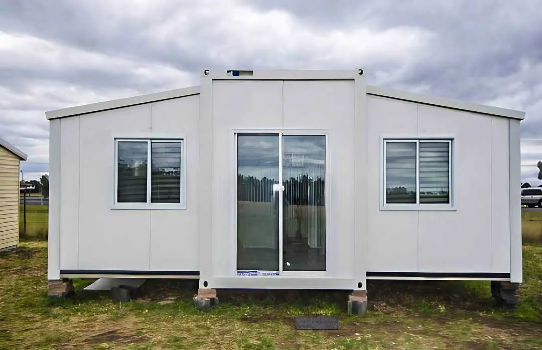 Expandable Containers