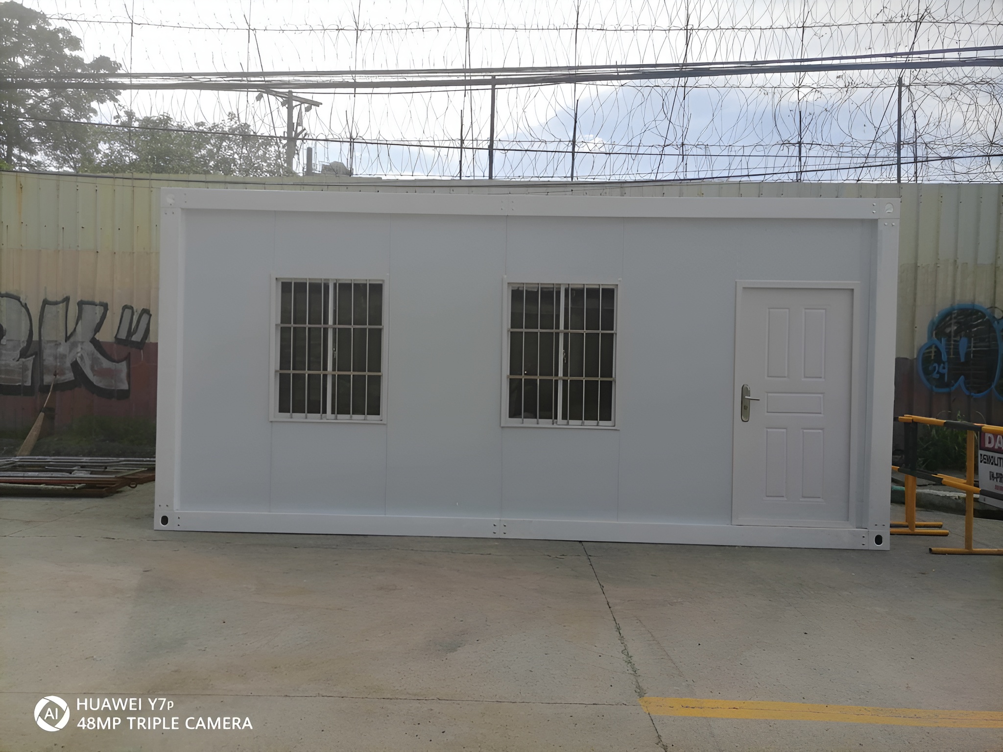 Container Houses image 33