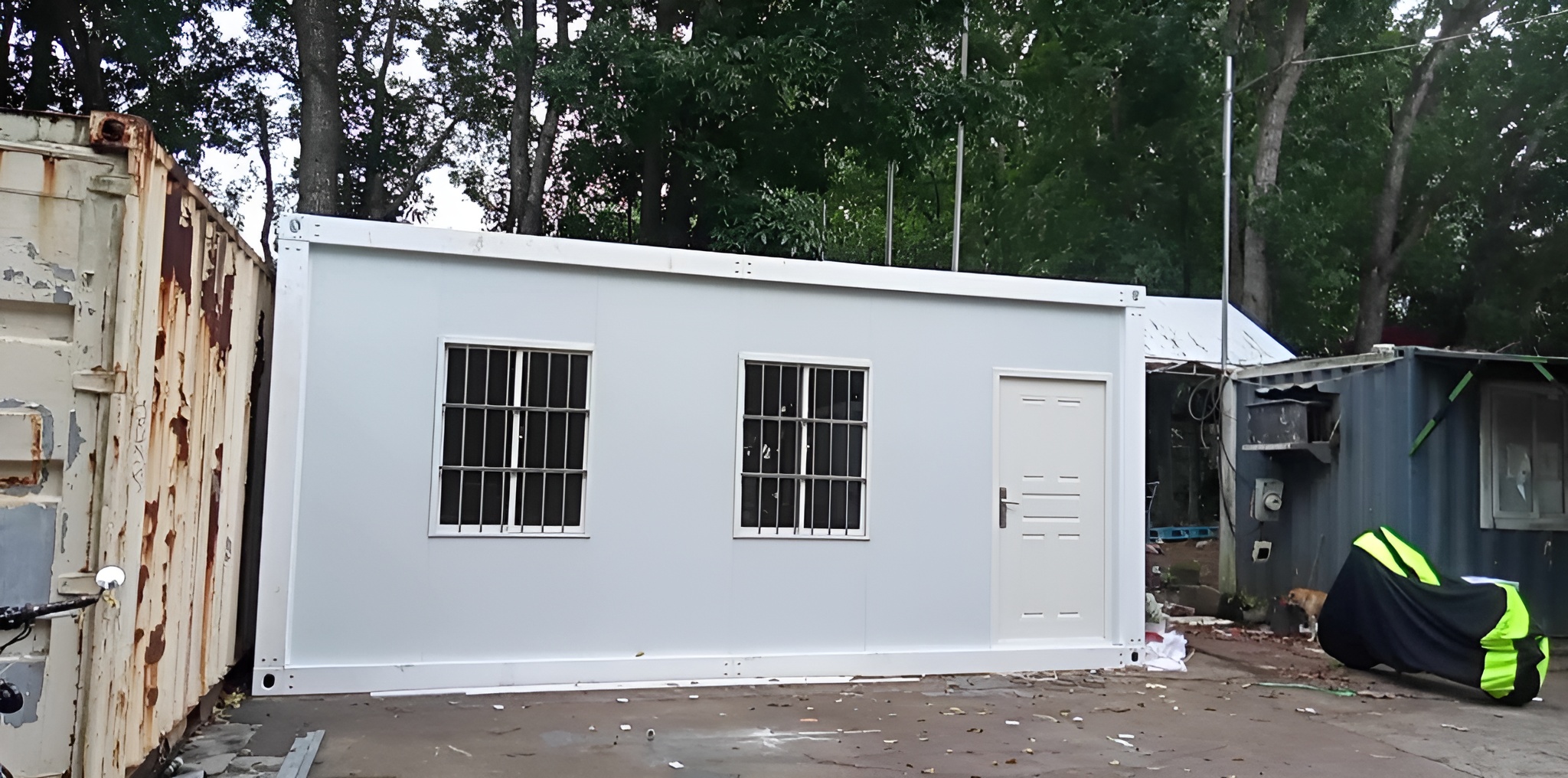 Container Houses image 34