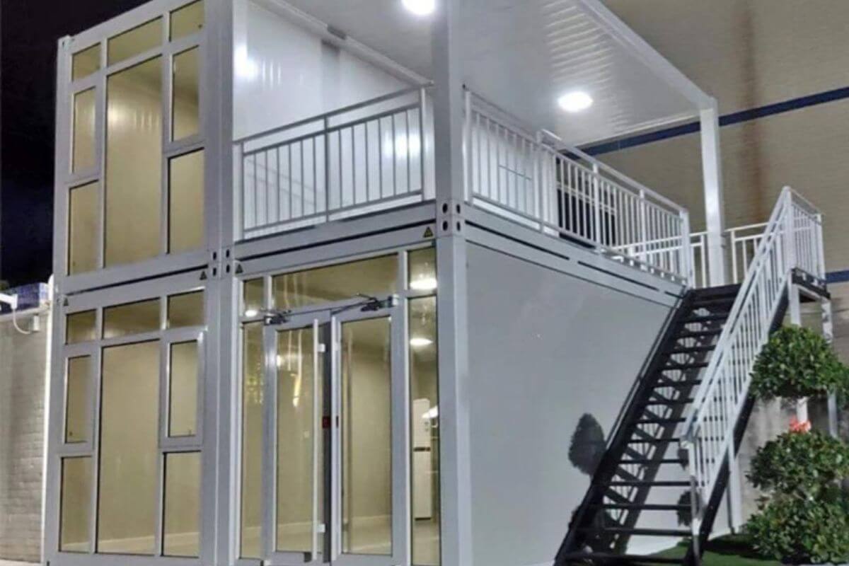 comfortable  white prefab housing 